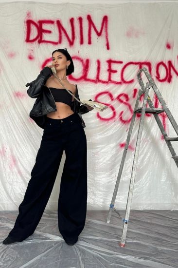 Siyah Geniş Paça Jeans Pantolon resmi